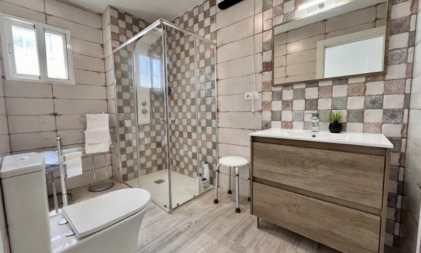 Videresalg - Finca landejendom -
Alcantarilla