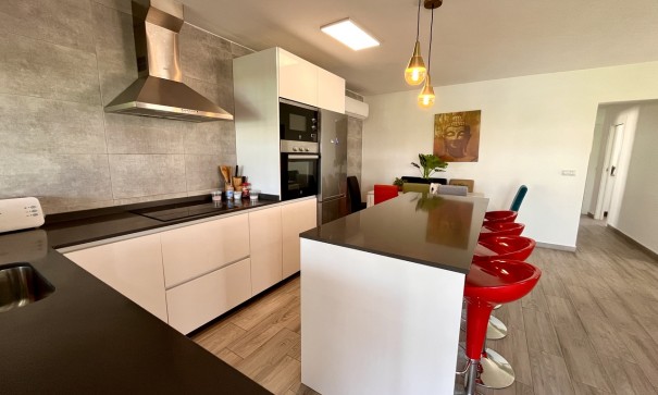 Videresalg - Finca landejendom -
Alcantarilla