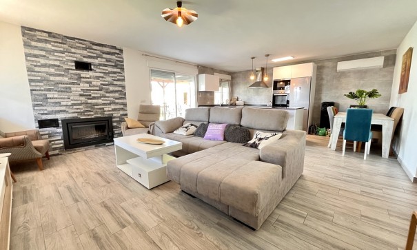 Videresalg - Finca landejendom -
Alcantarilla