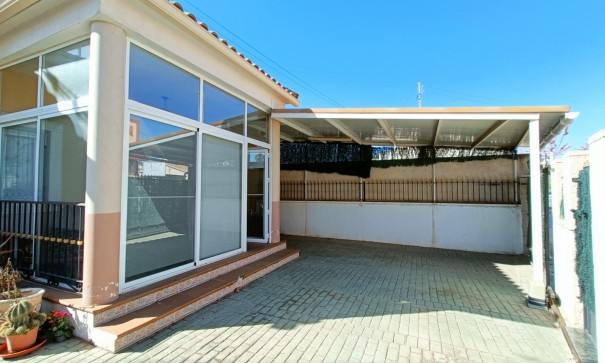 Revente - Villa Individuelle -
Hondón de los Fráiles