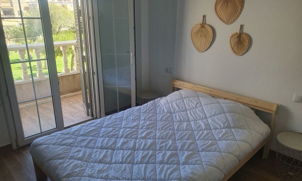 Sale - Town house -
La Mata