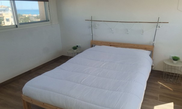 Sale - Town house -
La Mata