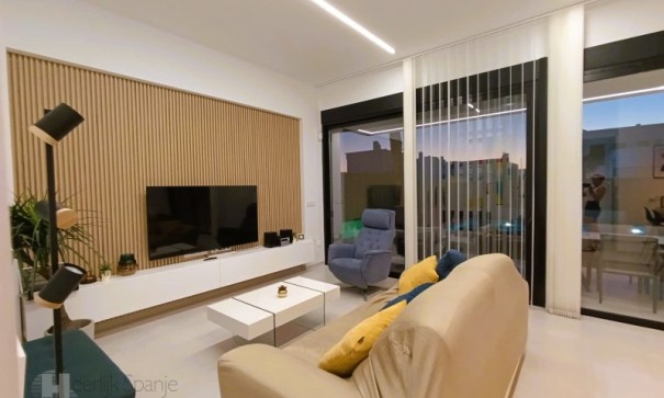 Herverkoop - Vrijstaande Villa -
Sucina - Murcia