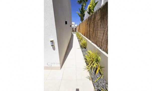 Herverkoop - Vrijstaande Villa -
Sucina - Murcia