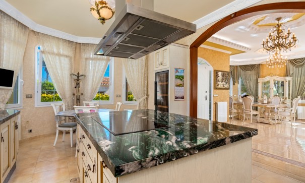 Sale - Detached Villa -
Orihuela Costa - Playa Flamenca