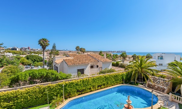 Sale - Detached Villa -
Orihuela Costa - Playa Flamenca