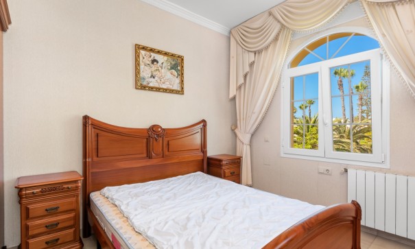 Sale - Detached Villa -
Orihuela Costa - Playa Flamenca