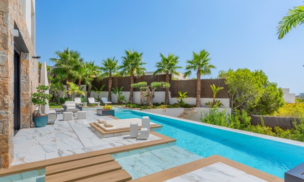 Herverkoop - Vrijstaande Villa -
Orihuela - Las Colinas Golf