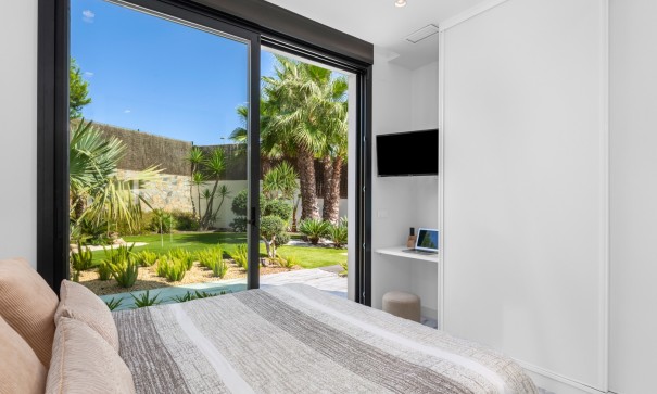 Herverkoop - Vrijstaande Villa -
Orihuela - Las Colinas Golf