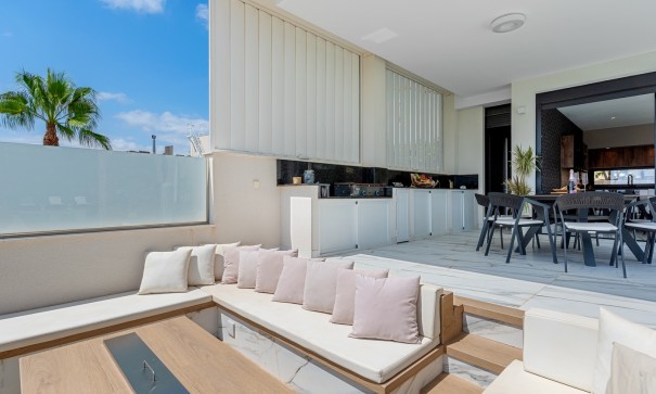 Herverkoop - Vrijstaande Villa -
Orihuela - Las Colinas Golf