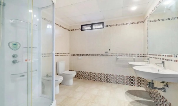 Sale - Detached Villa -
Orihuela Costa - La Zenia