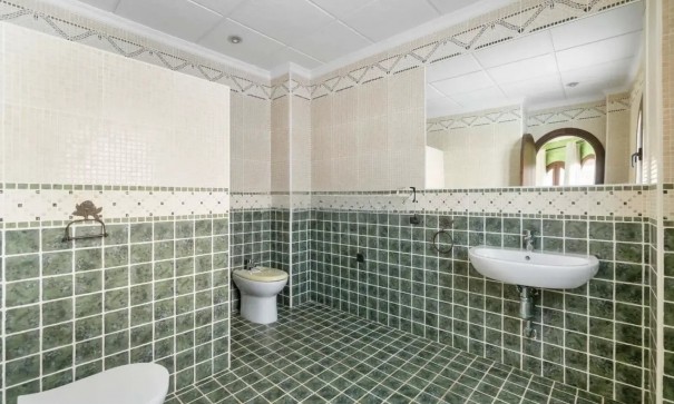 Sale - Detached Villa -
Orihuela Costa - La Zenia