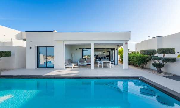 Sprzedaż - Willa wolnostojąca -
Benijofar