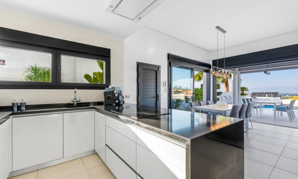 Sprzedaż - Willa wolnostojąca -
Benijofar