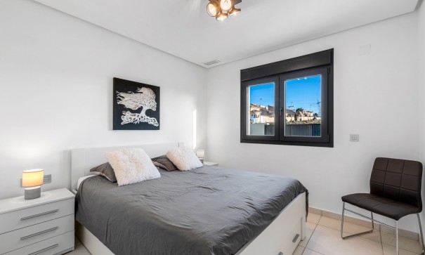 Sprzedaż - Willa wolnostojąca -
Benijofar