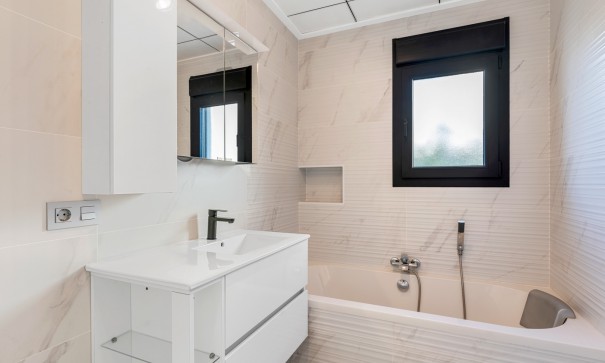 Sprzedaż - Willa wolnostojąca -
Benijofar