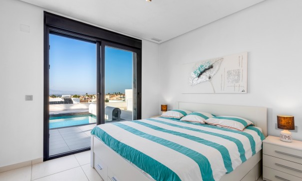 Sprzedaż - Willa wolnostojąca -
Benijofar