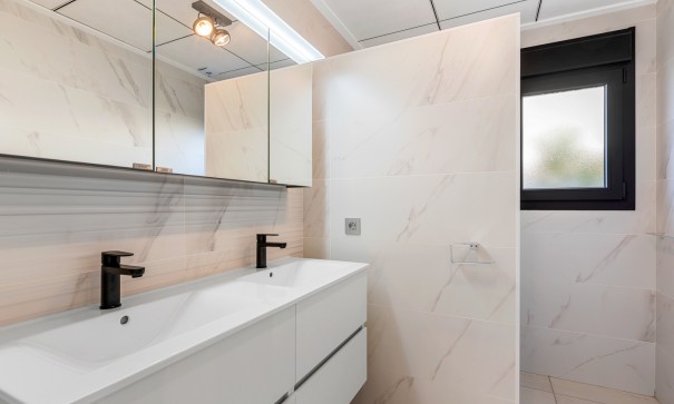 Sprzedaż - Willa wolnostojąca -
Benijofar