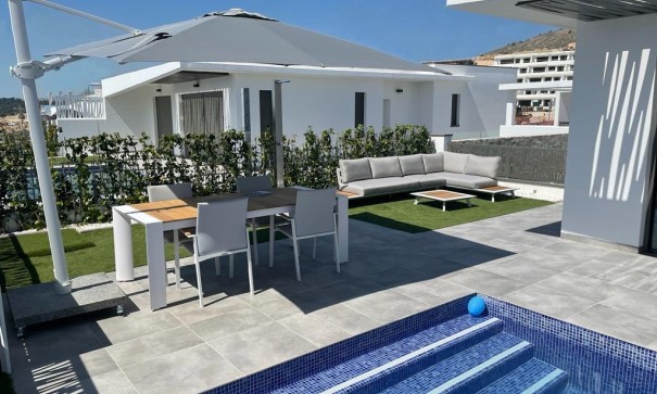 Sale - Detached Villa -
Finestrat - Urbanizaciones