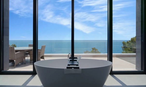 Sale - Detached Villa -
Jávea - Arenal