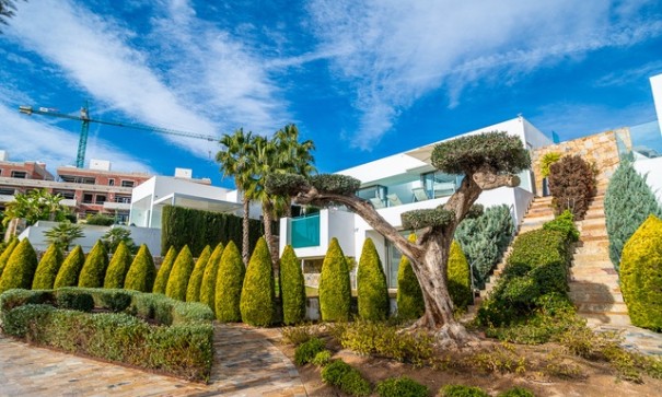 Venta - Chalet Independiente -
Orihuela - Las Colinas Golf