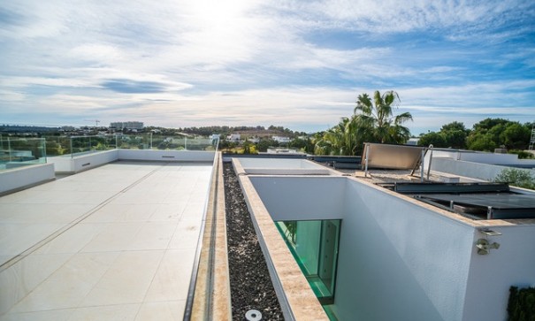 Venta - Chalet Independiente -
Orihuela - Las Colinas Golf