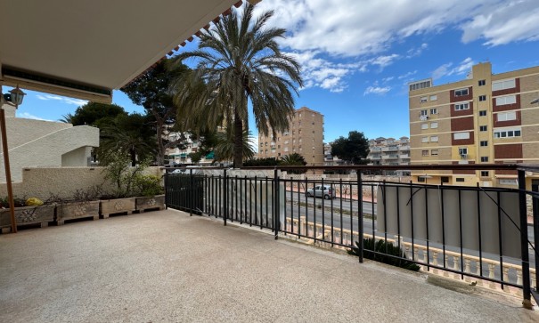 Herverkoop - Vrijstaande Villa -
Orihuela Costa - La Zenia