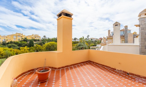 Återförsäljning - Fristående villa -
Orihuela Costa - Cabo Roig