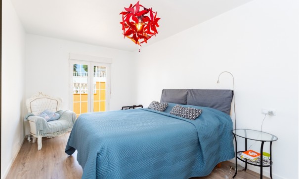 Återförsäljning - Fristående villa -
Orihuela Costa - Cabo Roig