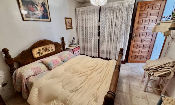 Resale - Freistehende Villa -
Guardamar del Segura