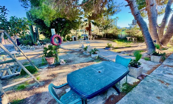 Resale - Freistehende Villa -
Guardamar del Segura