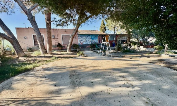 Resale - Freistehende Villa -
Guardamar del Segura