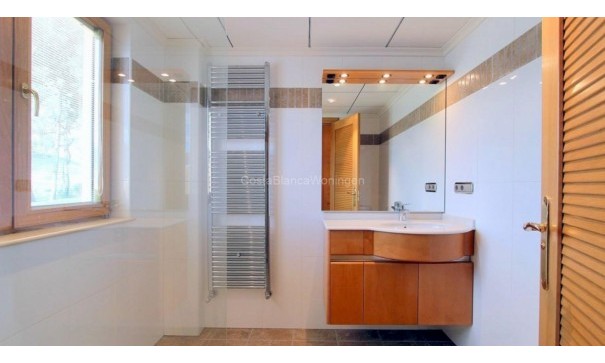 Herverkoop - Vrijstaande Villa -
Penàguila