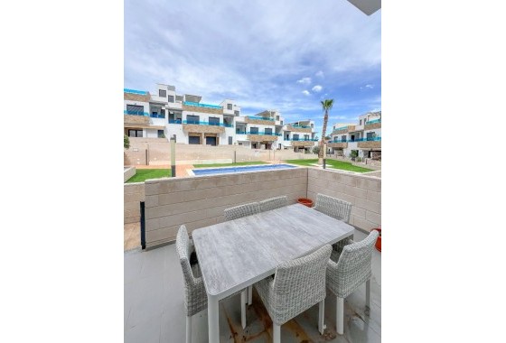 Revente - Maison de ville -
Bigastro