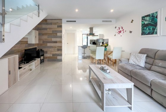 Revente - Maison de ville -
Bigastro