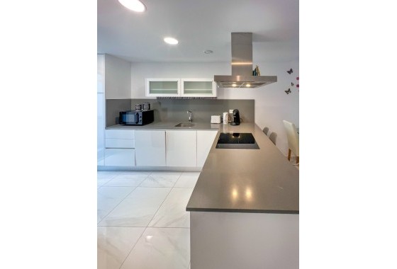 Revente - Maison de ville -
Bigastro