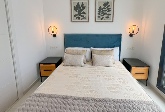 Revente - Maison de ville -
Bigastro