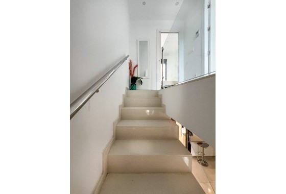 Revente - Maison de ville -
Bigastro