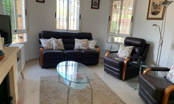 Sale - Detached Villa -
Guardamar del Segura - Guardamar - El Raso