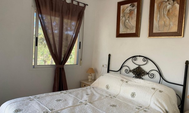 Sale - Detached Villa -
Guardamar del Segura - Guardamar - El Raso