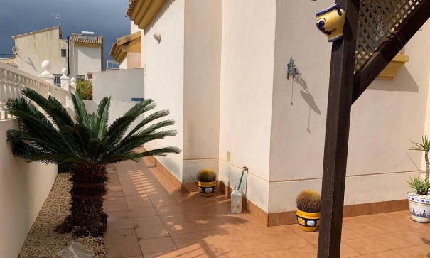Sale - Detached Villa -
Guardamar del Segura - Guardamar - El Raso