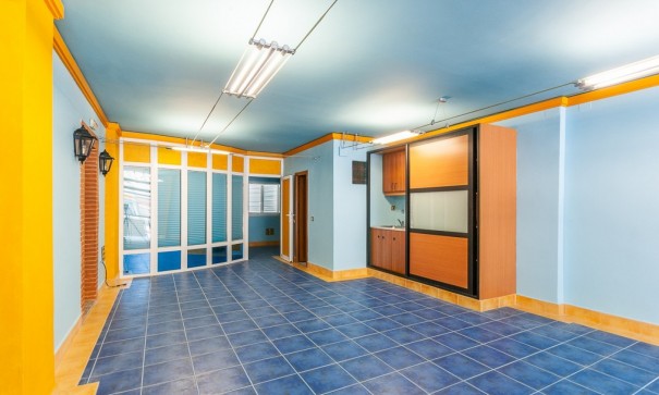 Revente - Commercial -
Orihuela Costa - La Regia