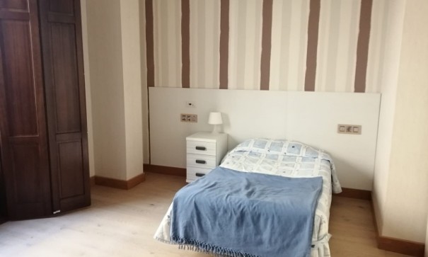 Sprzedaż - Willa wolnostojąca -
Orihuela