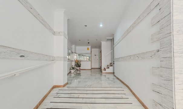 Återförsäljning - Lägenhet lägenhet -
Torrevieja - Playa del Cura