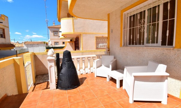 Sale - Town house -
Orihuela Costa - Playa Flamenca