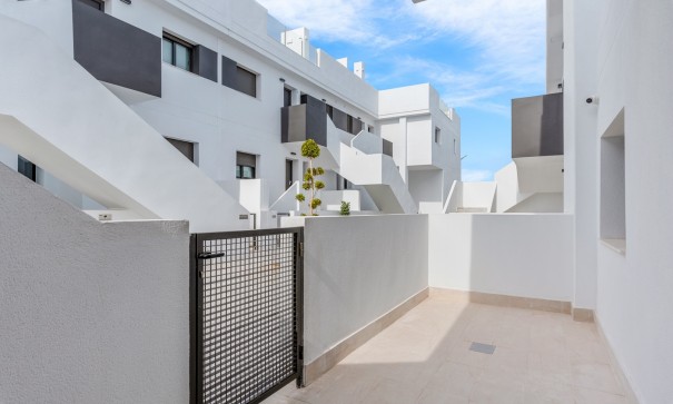 Sale - Apartment Flat -
Torrevieja - Los Balcones