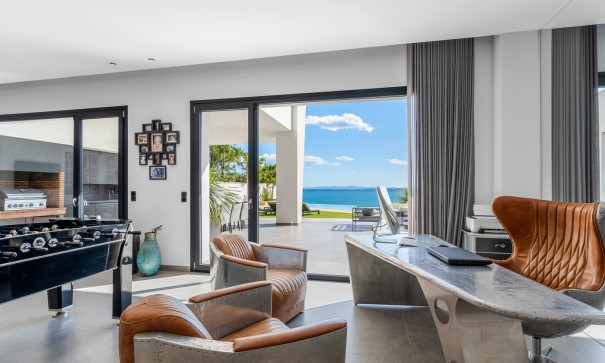 Sale - Detached Villa -
Orihuela Costa - Cabo Roig