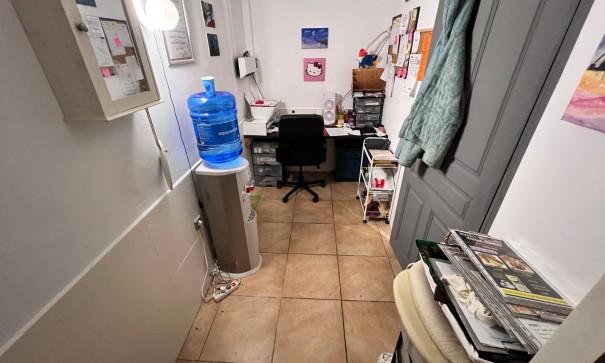 Revente - Commercial -
Guardamar del Segura - Guardamar - El Raso