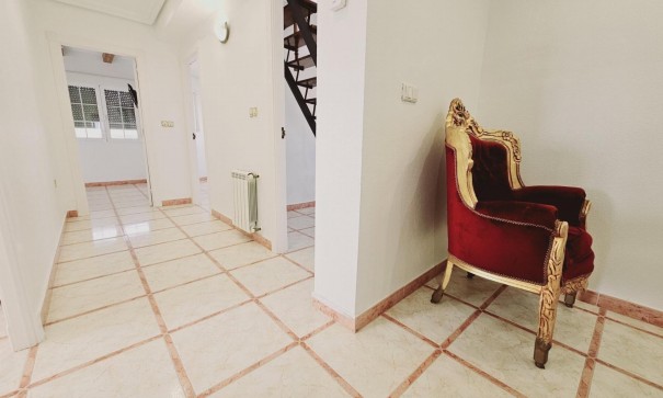 Revente - Villa Individuelle -
Torrevieja - La Siesta - El Salado - Torreta