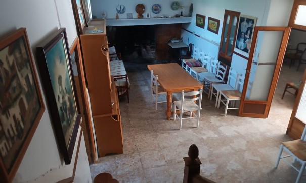 Videresalg - Finca landejendom -
Yecla